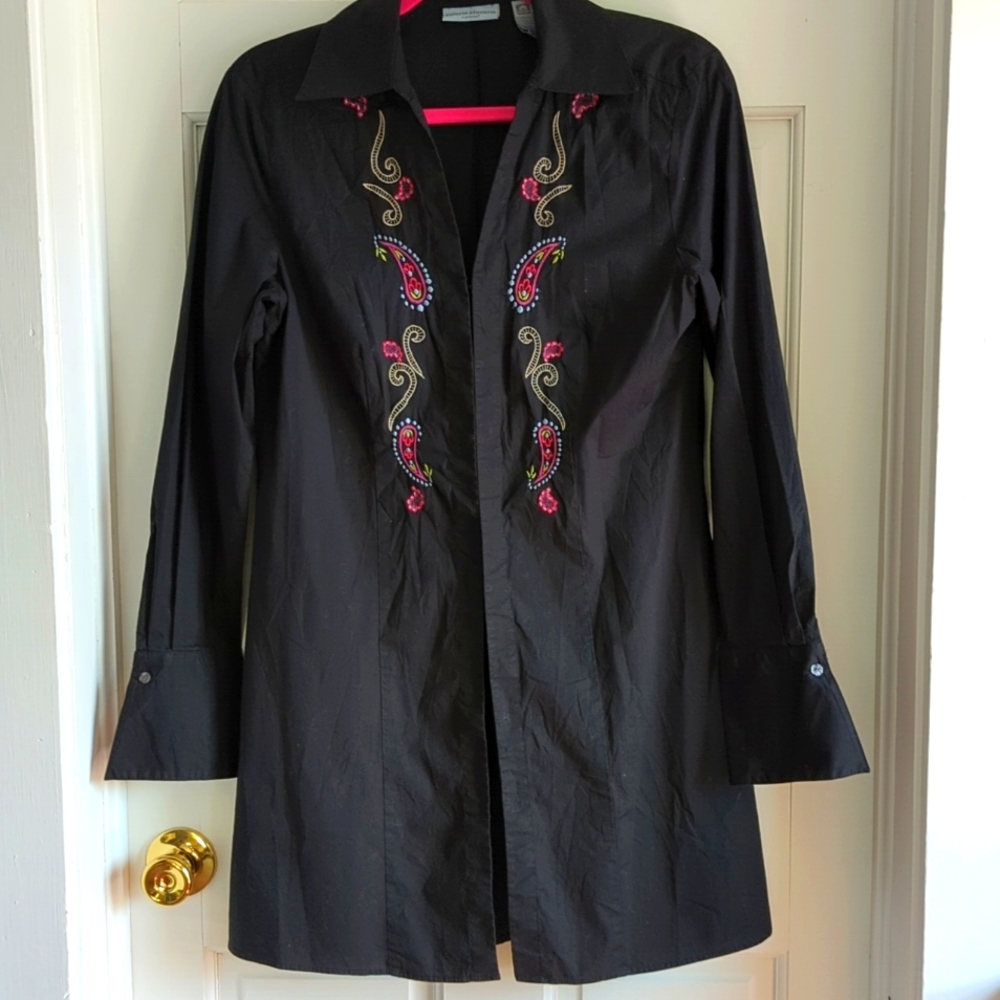 Valerie Stevens Tunic blouse